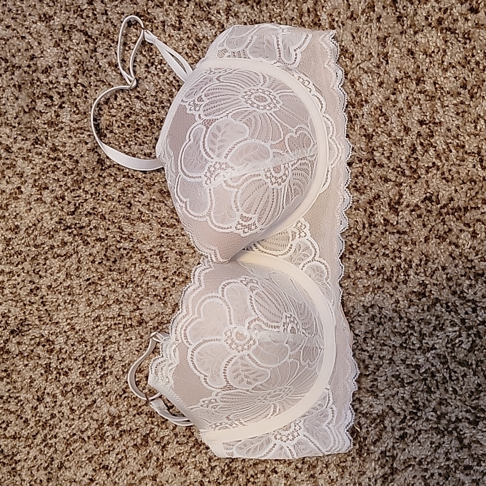 Aerie lightly lined demi bra 34D